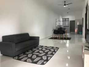 A Comfortable Home (Haura Homestay Kemaman)